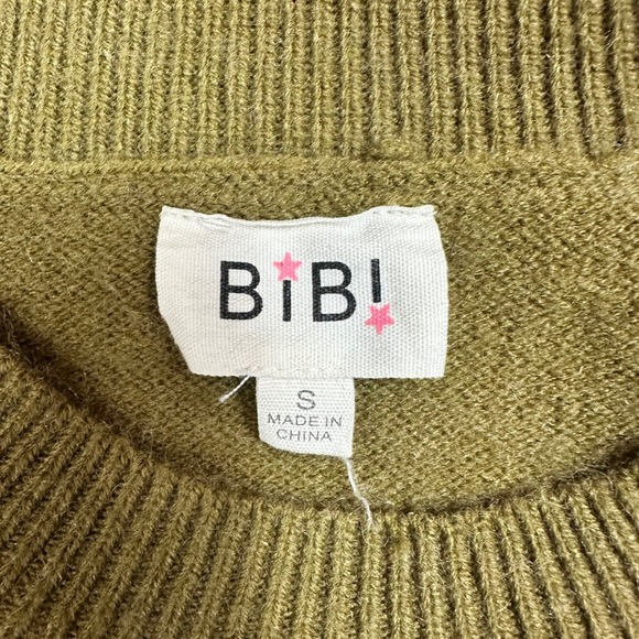 Bibi Olive Green Short Sleeve Sweater Womens Size S Crochet Flower Appliqués Top - Picture 3 of 8